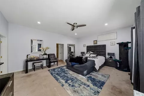 Bedroom - 27312 Little Bear, Lake Arrowhead, CA 92352 photo 7 of 7
