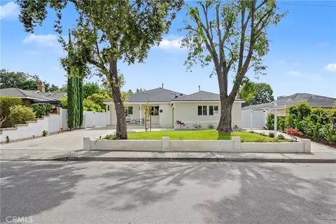 356 Geneva, Claremont, CA 91711