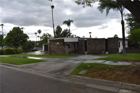 1156 Lyndhurst Dr, Riverside, CA 92507