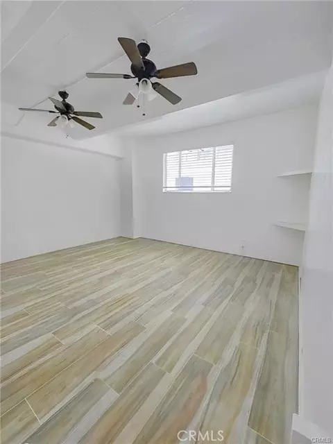 140 Linden Ave, Long Beach, CA 90802 photo 4