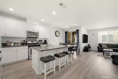 3250 E Yountville Dr #10, Ontario, CA 91761