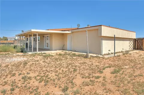 Exterior - 20916 Thunderbird, Apple Valley, CA 92307 photo 3 of 6