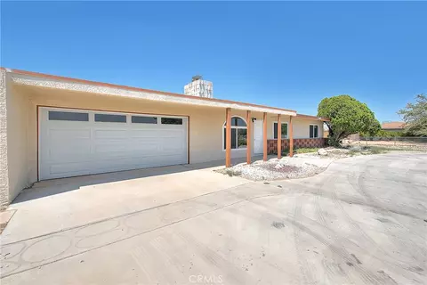 Exterior - 20916 Thunderbird, Apple Valley, CA 92307 photo 1 of 6