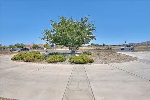 Other - 20916 Thunderbird, Apple Valley, CA 92307 photo 3 of 6