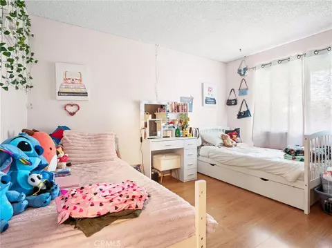 Bedroom - 8932 Hickory, Hesperia, CA 92345 photo 1 of 5