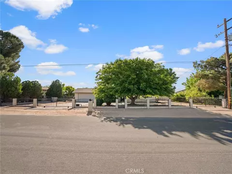 Exterior - 8932 Hickory, Hesperia, CA 92345 photo 4 of 9
