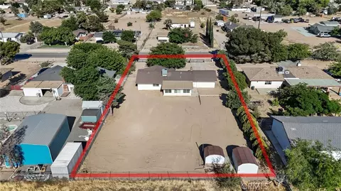 View/Area - 8932 Hickory, Hesperia, CA 92345 photo 2 of 11