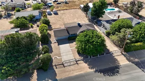 View/Area - 8932 Hickory, Hesperia, CA 92345 photo 6 of 11