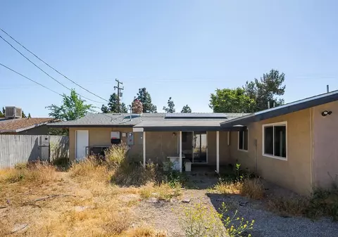 Exterior - 9116 G Ave, Hesperia, CA 92345 photo 4 of 8