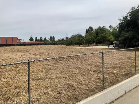 1760 S Towne, Pomona, CA 91766