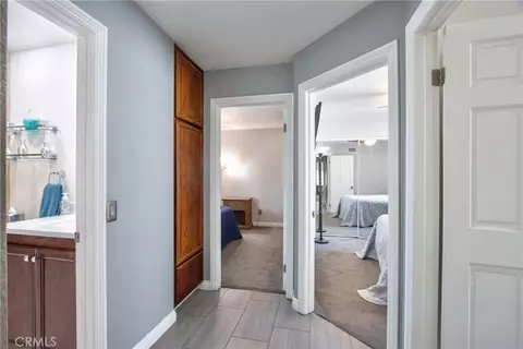 Entry Way - 1986 White Rabbit, Upland, CA 91784 photo 2 of 2