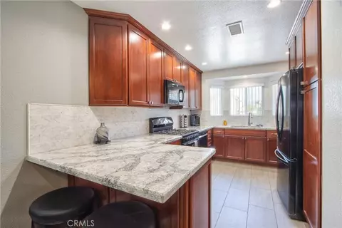 Kitchen - 1986 White Rabbit, Upland, CA 91784 photo 1 of 3