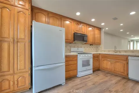 700 E Lake Dr E #7, Orange, CA 92866 photo 24