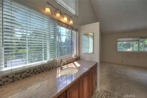 700 E Lake Dr E #7, Orange, CA 92866 photo 33