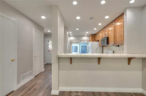 Entry Way - 700 E Lake Dr E #7, Orange, CA 92866 photo 2 of 5