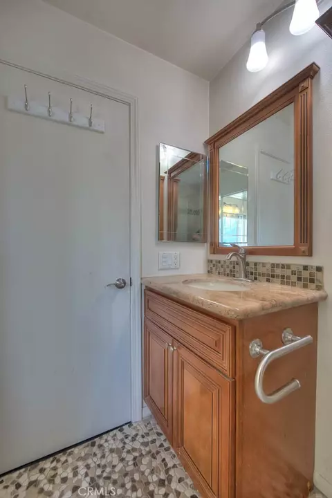 700 E Lake Dr E #7, Orange, CA 92866 photo 30