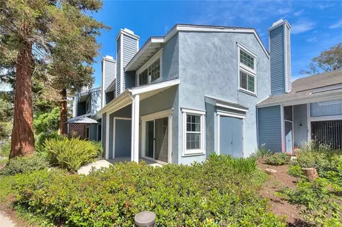 700 E Lake Dr E #7, Orange, CA 92866 photo 2