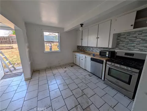 1001 W Heald, Lake Elsinore, CA 92530