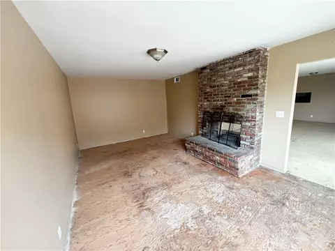 Living - 206 E Fig Ave, Monrovia, CA 91016 photo 3 of 5