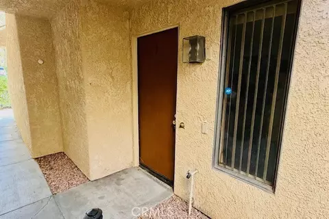 200 E Racquet Club Dr #35, Palm Springs, CA 92262