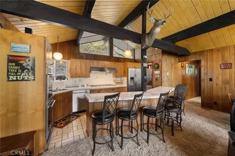 Kitchen - 1159 Twin Lakes Dr, Wrightwood, CA 92397 photo 1 of 6