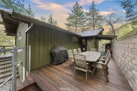 Exterior - 1159 Twin Lakes Dr, Wrightwood, CA 92397 photo 12 of 18