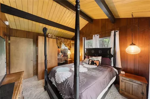 Bedroom - 1159 Twin Lakes Dr, Wrightwood, CA 92397 photo 4 of 6