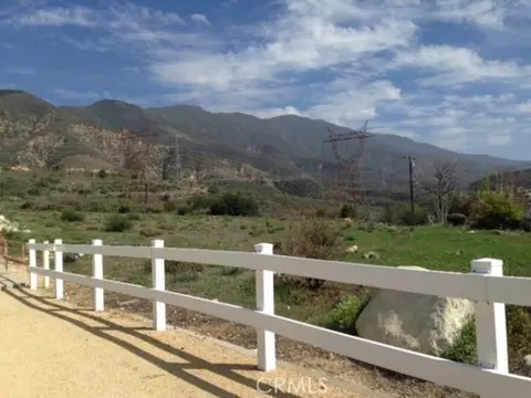 5089 Skyline Rd, Rancho Cucamonga, CA 91701