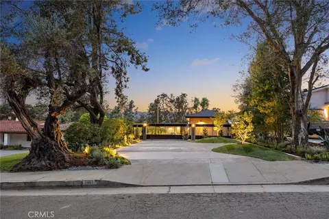 4607 Alta Canyada Rd, La Canada Flintridge, CA 91011