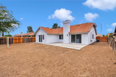 Exterior - 10460 Bouquet Ave, Adelanto, CA 92301 photo 7 of 8