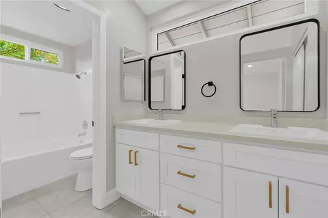 Bath - 10460 Bouquet Ave, Adelanto, CA 92301 photo 2 of 3
