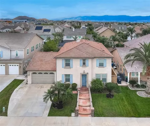 7070 Cottage Grv, Eastvale, CA 92880