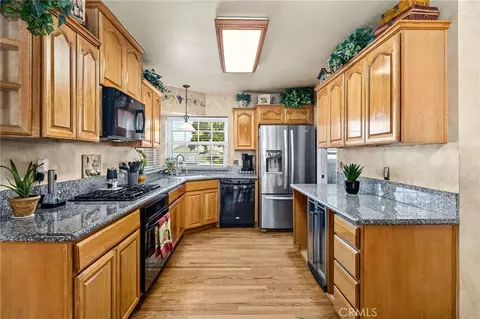 Kitchen - 222 Wagonwheel, Glendora, CA 91741 photo 1 of 5