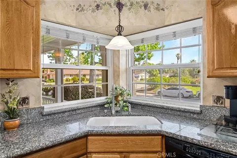 Kitchen - 222 Wagonwheel, Glendora, CA 91741 photo 4 of 5