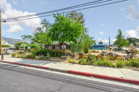 7591 Cunningham, Highland, CA 92346 photo 4