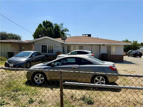 19015 Slover, Bloomington, CA 92316 photo 4