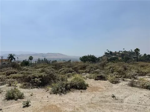 8385 Indian Knolls Cir, Jurupa Valley, CA 92509