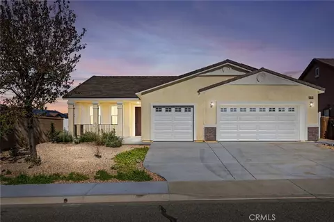 8575 Stockton Ave, Hesperia, CA 92344