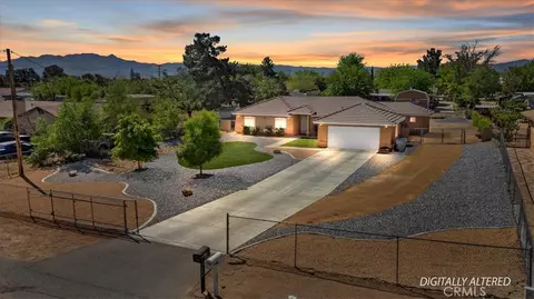 16461 Fremontia, Hesperia, CA 92345