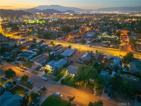 View/Area - 2493 Vasquez, Riverside, CA 92507 photo 4 of 5