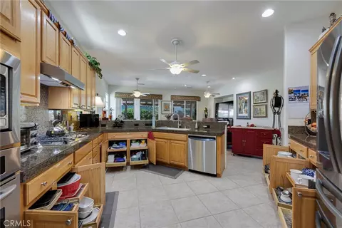 Kitchen - 80437 Inverness Ct, Indio, CA 92201 photo 7 of 7