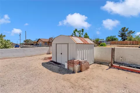 Exterior - 1231 Mecca Dr, Barstow, CA 92311 photo 8 of 12