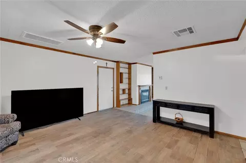 Living - 1231 Mecca Dr, Barstow, CA 92311 photo 7 of 11