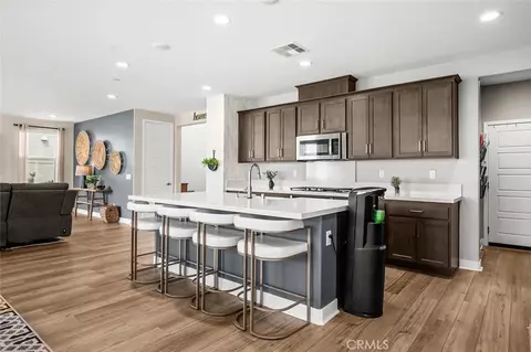 Kitchen - 29403 Stageline, Menifee, CA 92584 photo 2 of 4