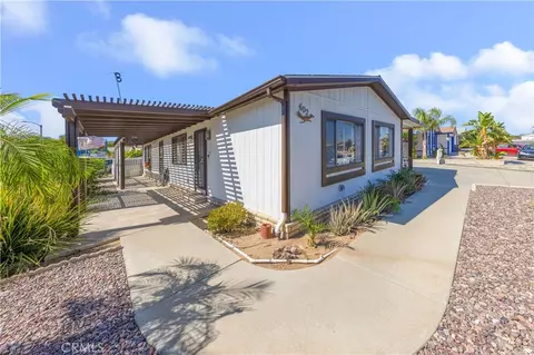 602 Roadrunner, Perris, CA 92570 photo 3