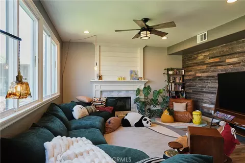 Living - 31212 Palomar Rd, Menifee, CA 92584 photo 1 of 1