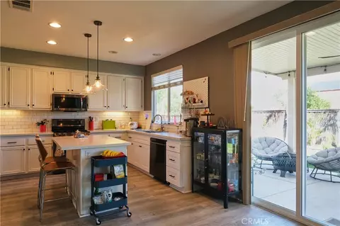 Kitchen - 31212 Palomar Rd, Menifee, CA 92584 photo 1 of 3