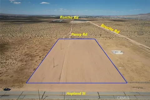 61 Hopland St, Adelanto, CA 92394