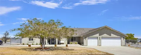8828 Vincent Ct, Oak Hills, CA 92344