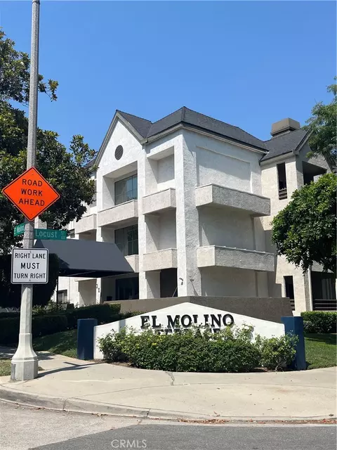 300 N El Molino Ave N #107, Pasadena, CA 91101